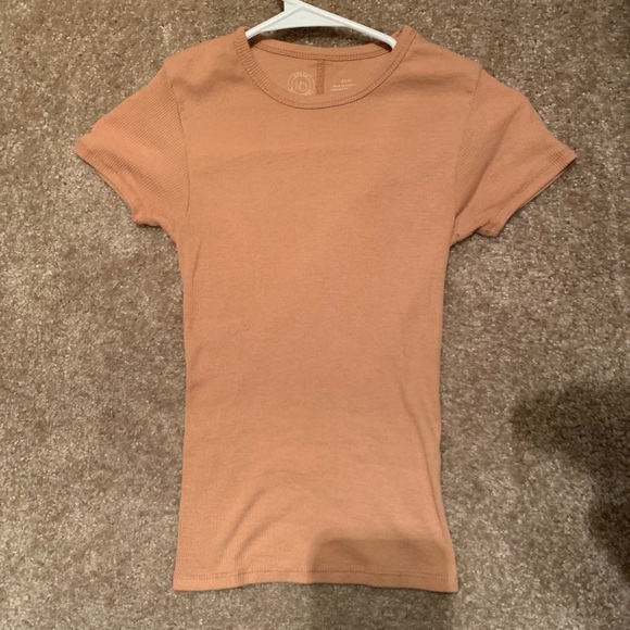 Urban outfitters UO baby tee Xs nude - Picture 2 of 4